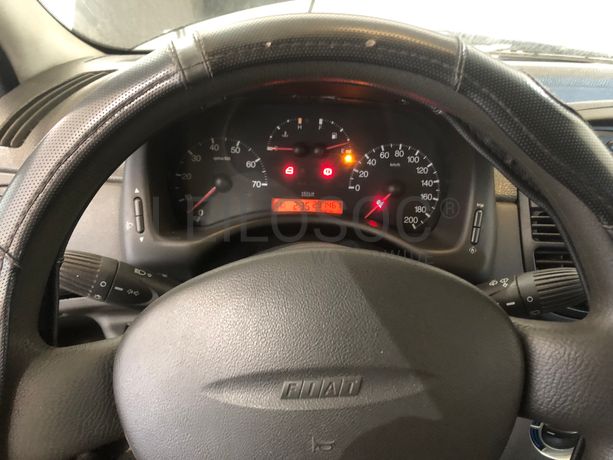 Fiat Punto · Ano 2001