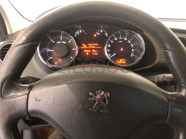 Peugeot 3008 · Ano 2009