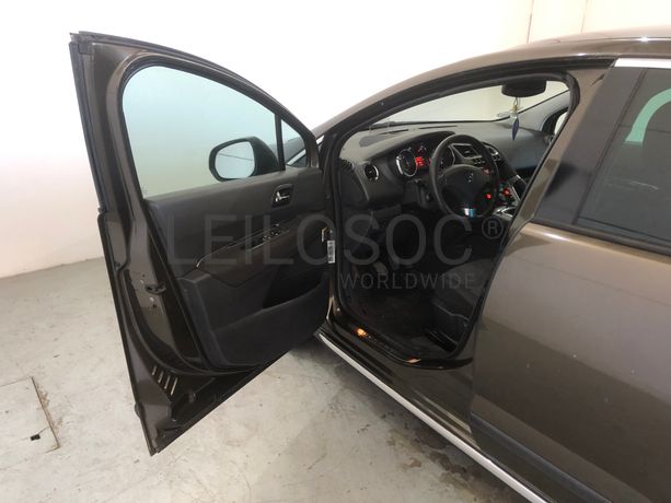 Peugeot 3008 · Ano 2009