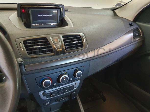 Renault Mégane 1.5 · Ano 2014 