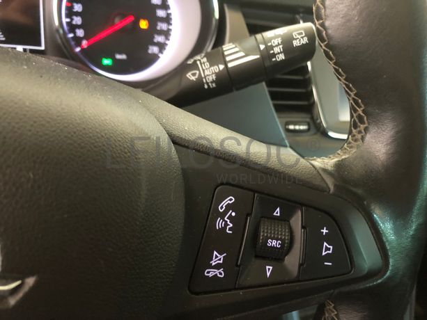 Opel Astra · Ano 2019