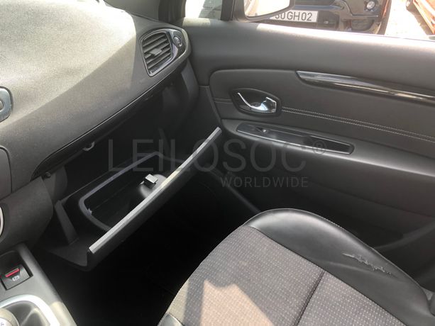 Renault Grand Scénic 1.5 DCI · Ano 2016