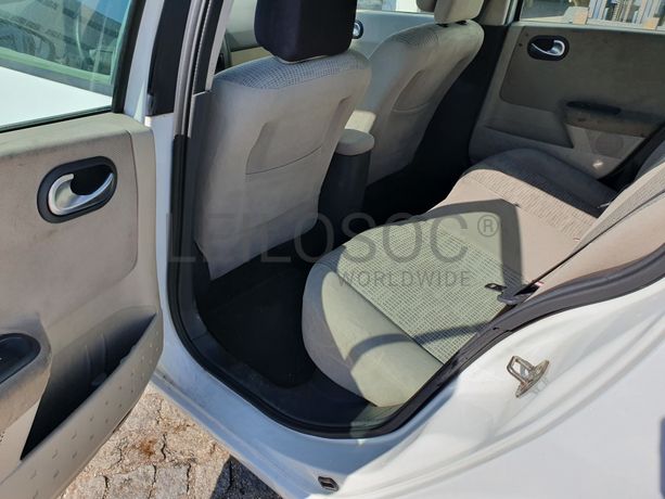 Renault Mégane 1.5 DCI · Ano 2006