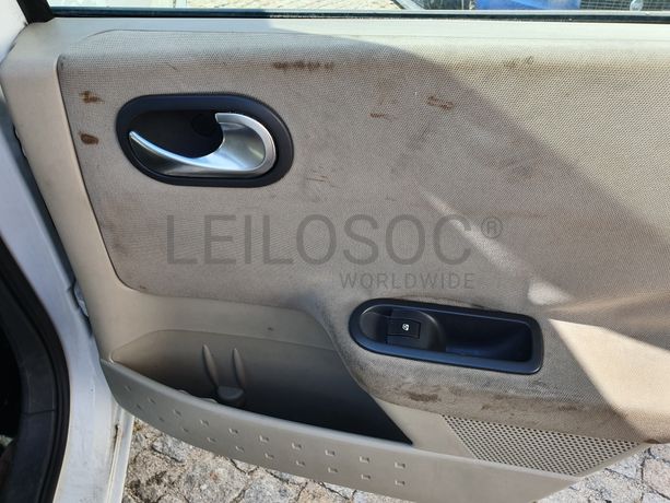 Renault Mégane 1.5 DCI · Ano 2006