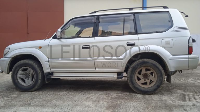 Toyota Landcruiser Prado