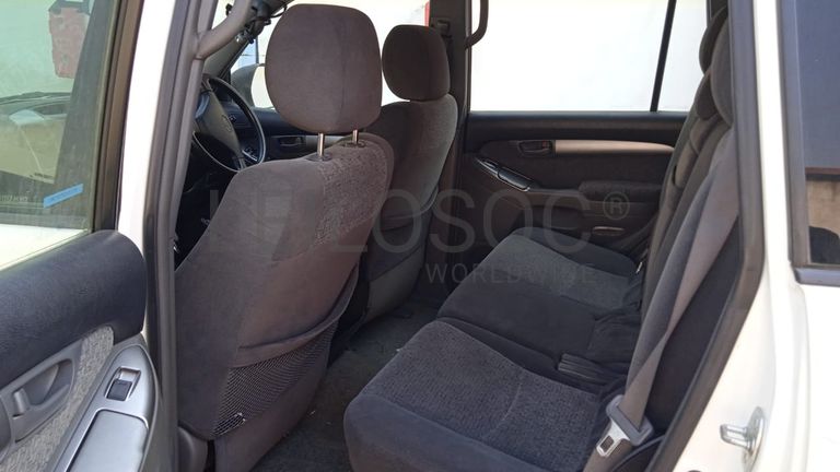 Toyota Landcruiser Prado