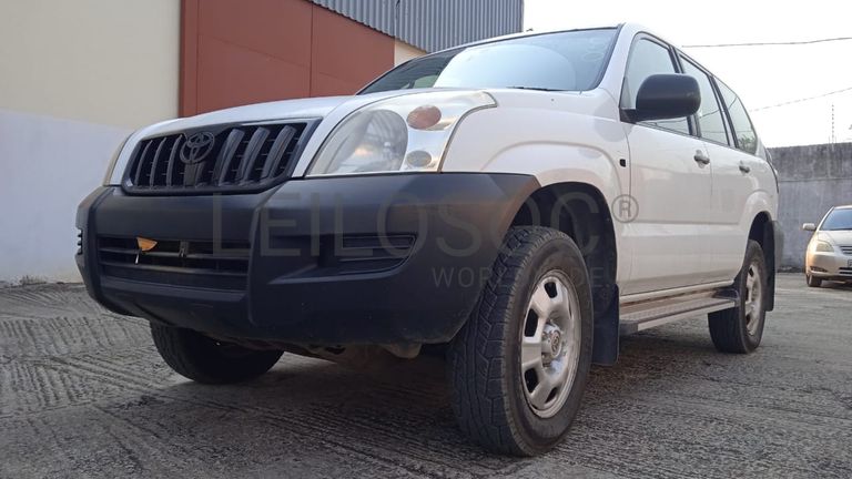 Toyota Landcruiser Prado