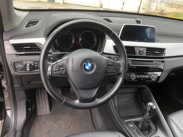 BMW X1 16D · Ano 2018