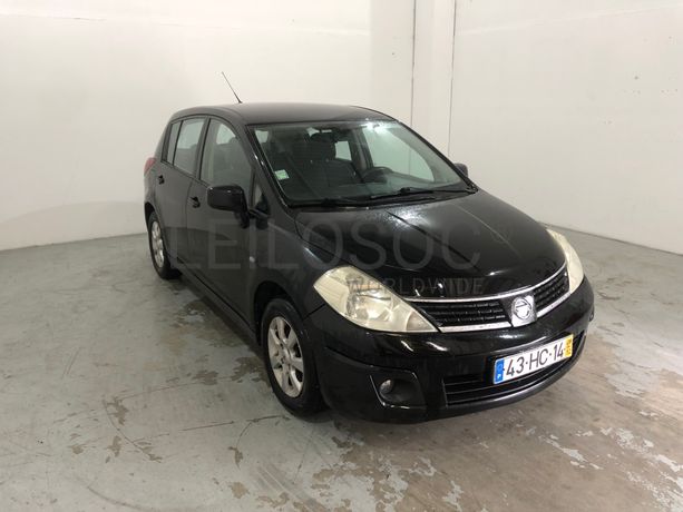 Nissan Tiida · Ano 2008