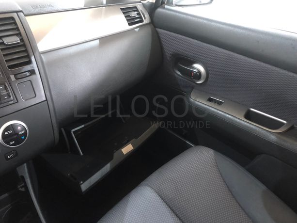 Nissan Tiida · Ano 2008