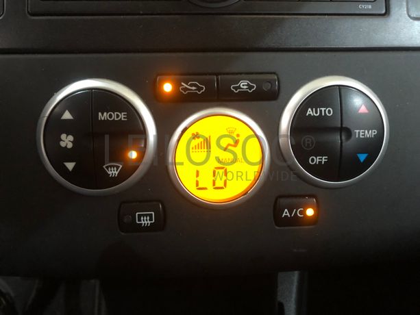 Nissan Tiida · Ano 2008