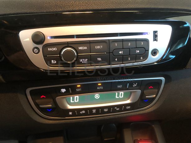 Renault Grand Scénic 1.5 DCI · Ano 2014