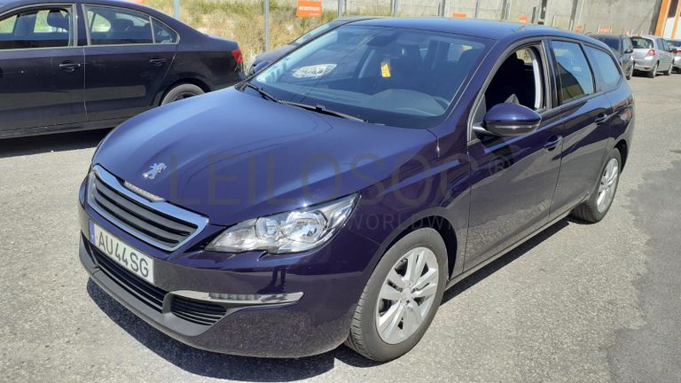 Peugeot 308 · Ano 2015