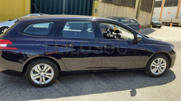 Peugeot 308 · Ano 2015