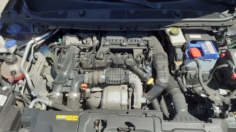 Peugeot 308 · Ano 2015