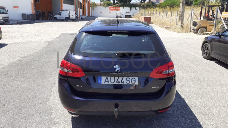 Peugeot 308 · Ano 2015
