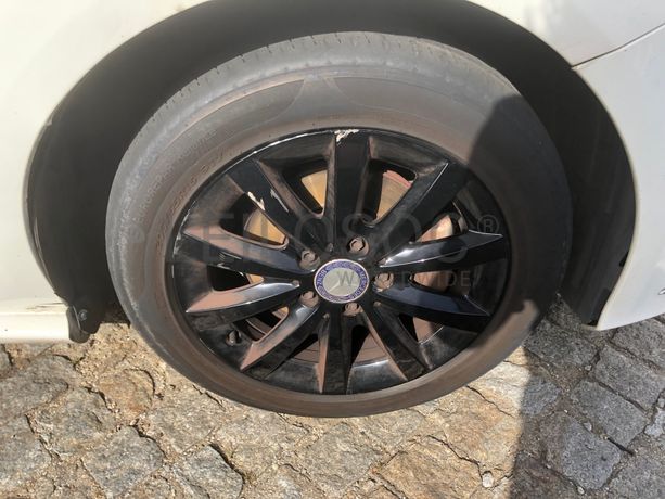 Mercedes-Benz Class B · Ano 2013