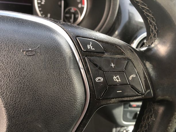 Mercedes-Benz Class B · Ano 2013