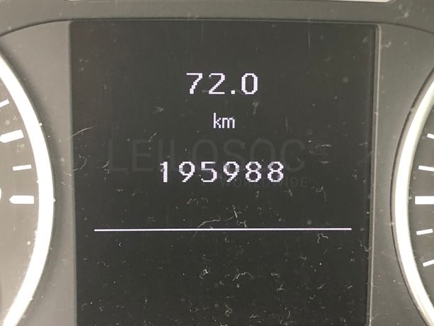 Mercedes-Benz Class B · Ano 2013