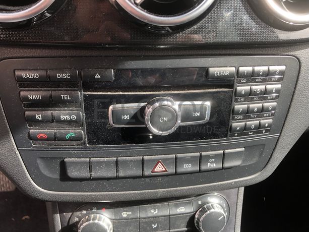 Mercedes-Benz Class B · Ano 2013