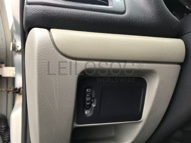 Renault Clio 1.2 · Ano 2001