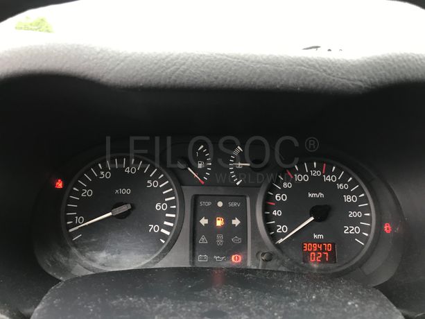 Renault Clio 1.2 · Ano 2001