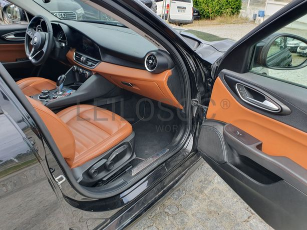 Alfa-Romeo Giulia · Ano 2017