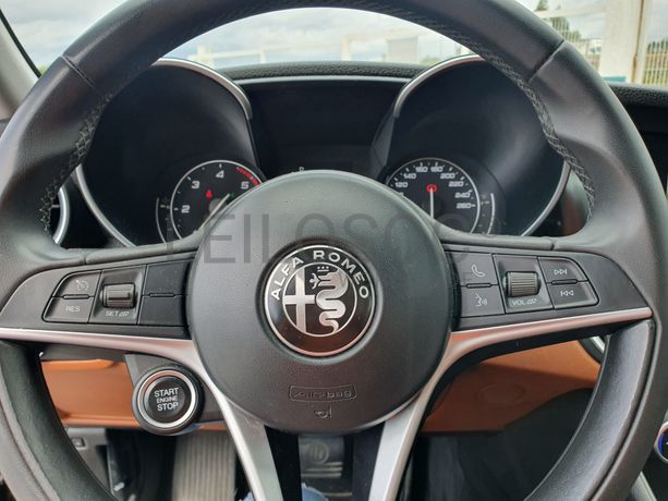 Alfa-Romeo Giulia · Ano 2017