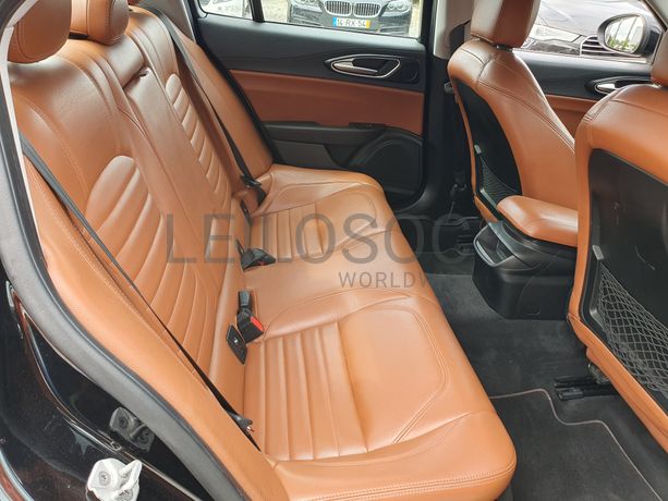 Alfa-Romeo Giulia · Ano 2017