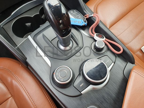 Alfa-Romeo Giulia · Ano 2017