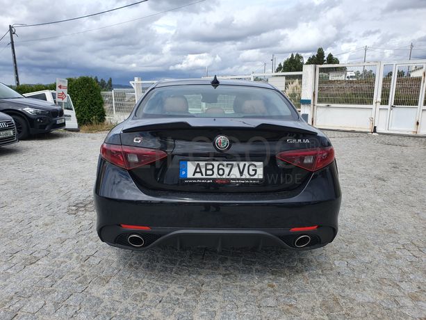 Alfa-Romeo Giulia · Ano 2017