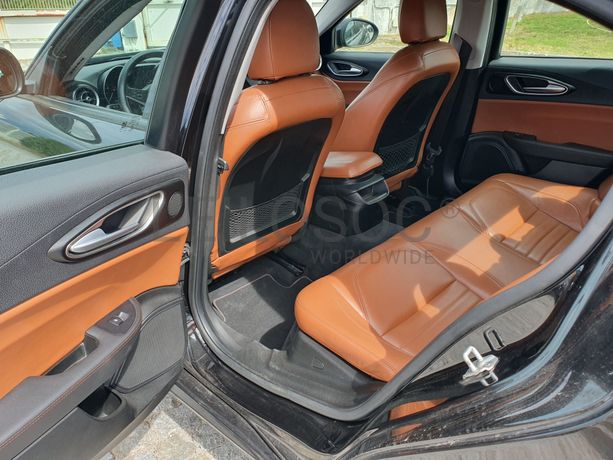 Alfa-Romeo Giulia · Ano 2017