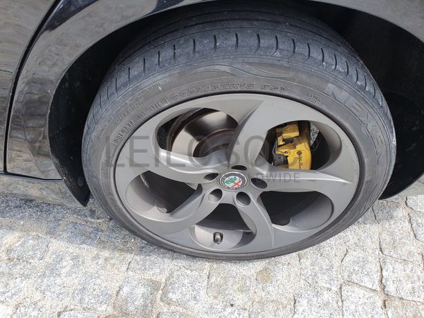 Alfa-Romeo Giulia · Ano 2017