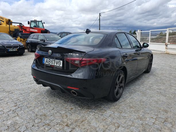 Alfa-Romeo Giulia · Ano 2017