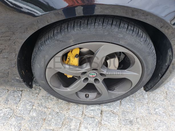 Alfa-Romeo Giulia · Ano 2017