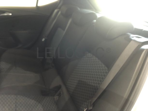 Opel Astra · Ano 2021