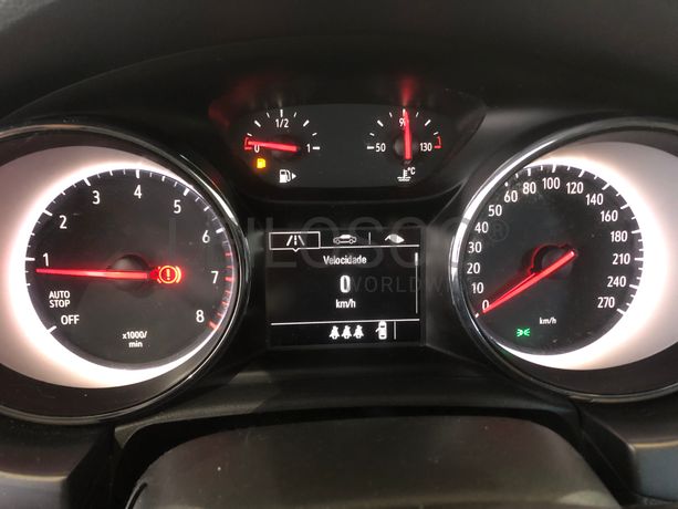 Opel Astra · Ano 2021