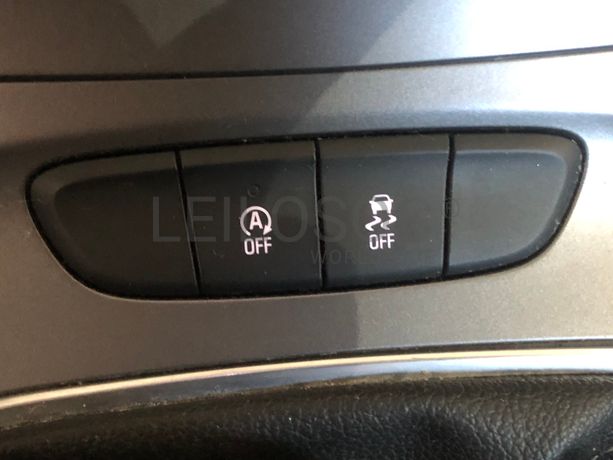 Opel Astra · Ano 2021