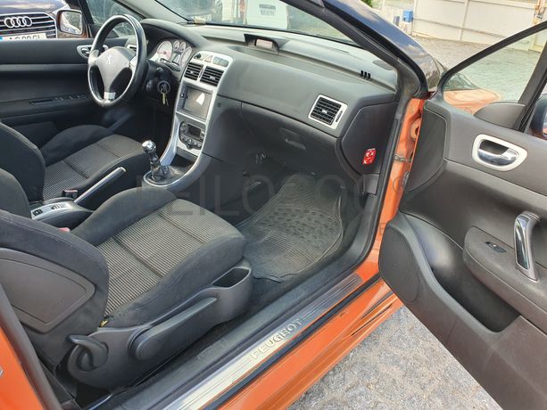 Peugeot 307 CC · Ano 2005
