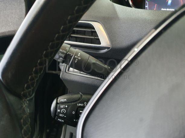 Peugeot 3008 · Ano 2017