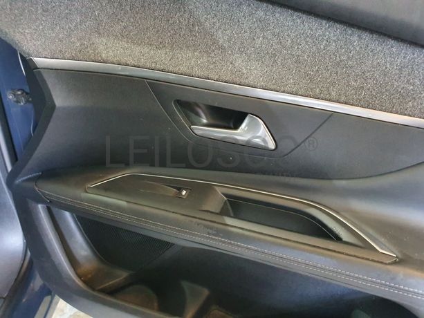 Peugeot 3008 · Ano 2017