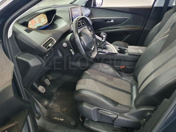 Peugeot 3008 · Ano 2017