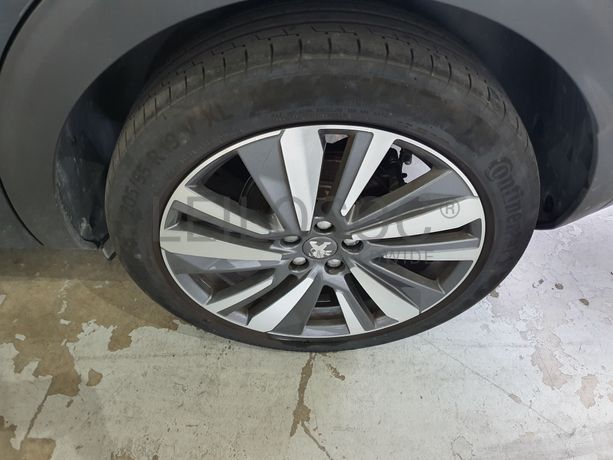 Peugeot 3008 · Ano 2017