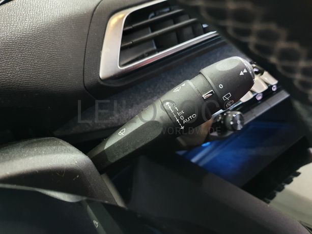 Peugeot 3008 · Ano 2017