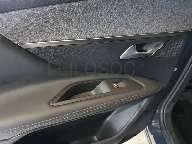 Peugeot 3008 · Ano 2017