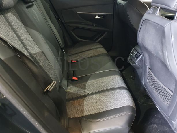 Peugeot 3008 · Ano 2017