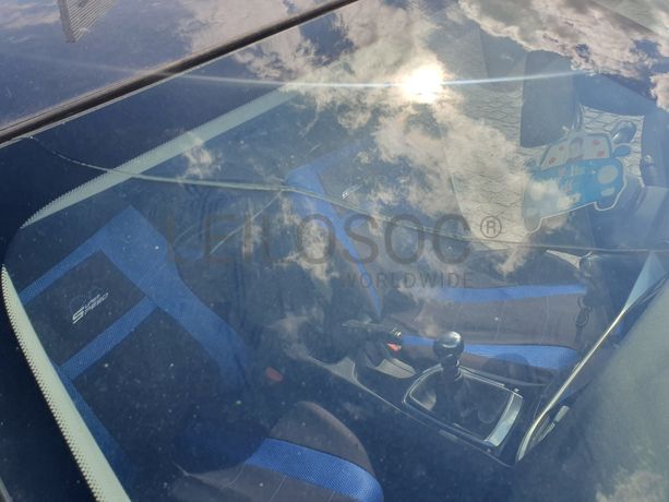 Peugeot 308 · Ano 2015