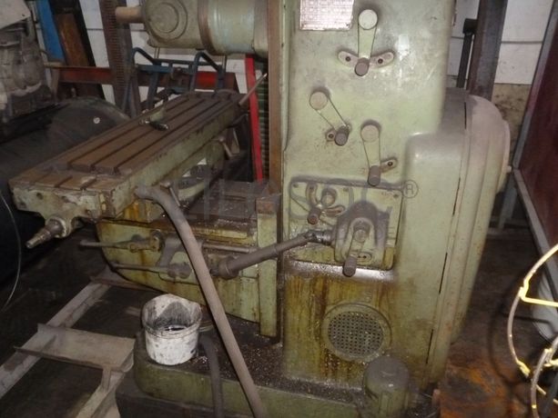 Equipamentos · Reparação e manutenção de máquinas e equipamentos