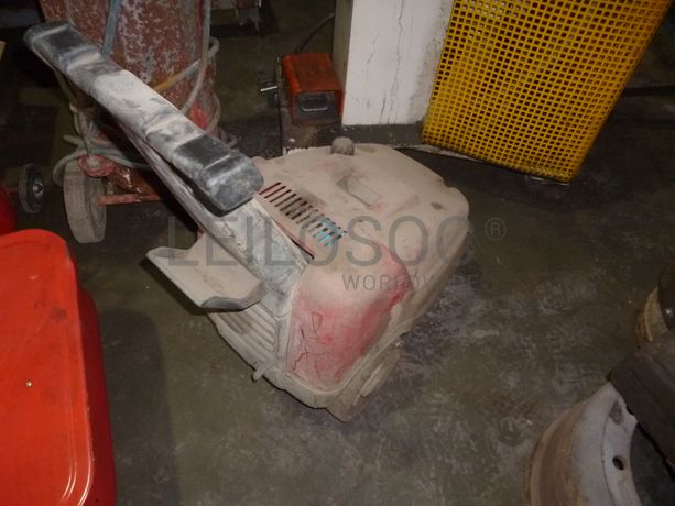 Equipamentos · Reparação e manutenção de máquinas e equipamentos