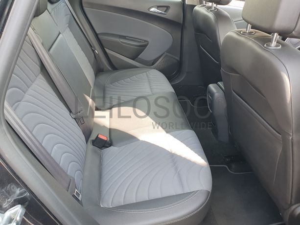 Opel Astra · Ano 2015